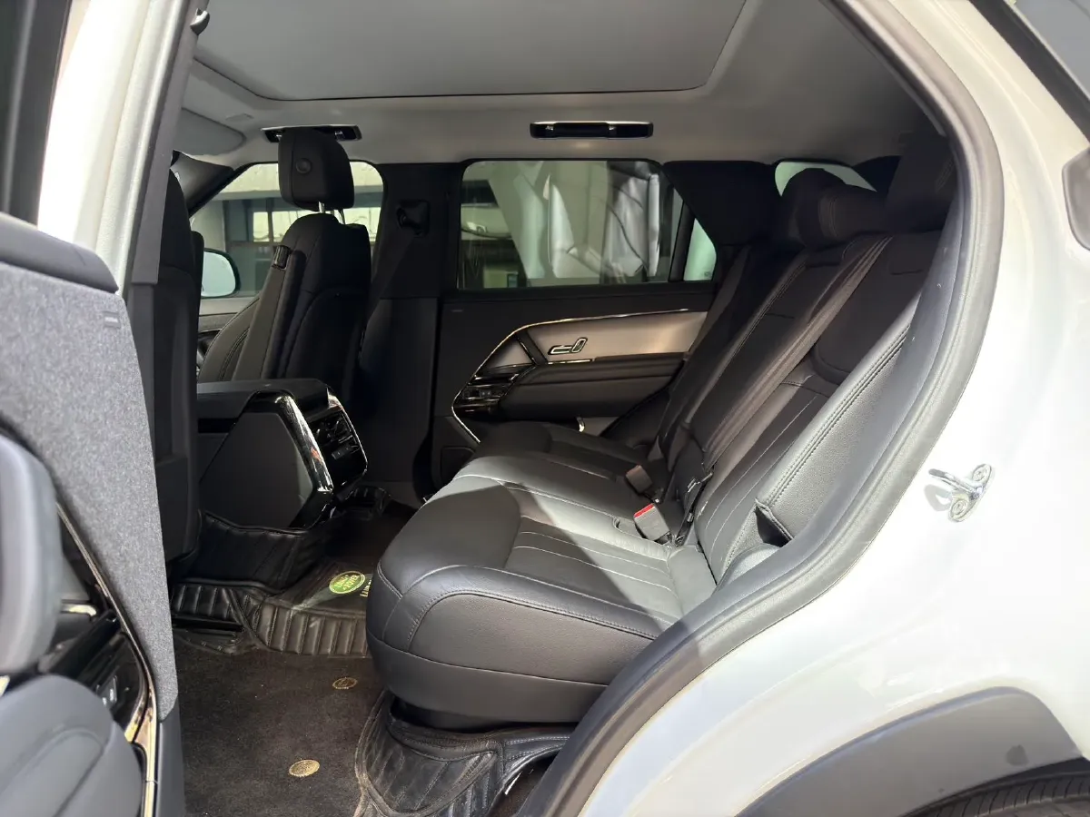 2024 Land Rover Range Rover Sport 3.0T 360HP L6 8AT,autocango,china used car exporter,china ev exporter,chinese used car exporter,chinese used ev exporter