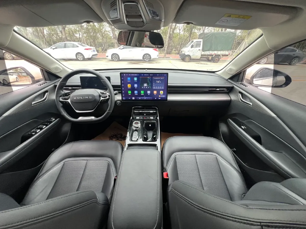 2024 WuLing XingGuang BEV 54.5KWH,autocango,china used car exporter,china ev exporter,chinese used car exporter,chinese used ev exporter