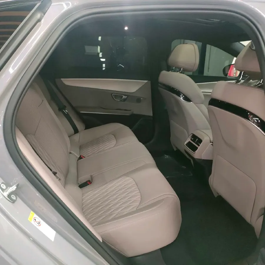 2025 BYD Han 1.5T 156HP L4 E-CVT PHEV,autocango,china used car exporter,china ev exporter,chinese used car exporter,chinese used ev exporter