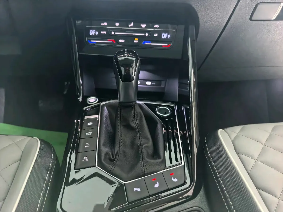 2022 Volkswagen Tayron 1.4T 150HP L4 7DCT,autocango,china used car exporter,china ev exporter,chinese used car exporter,chinese used ev exporter