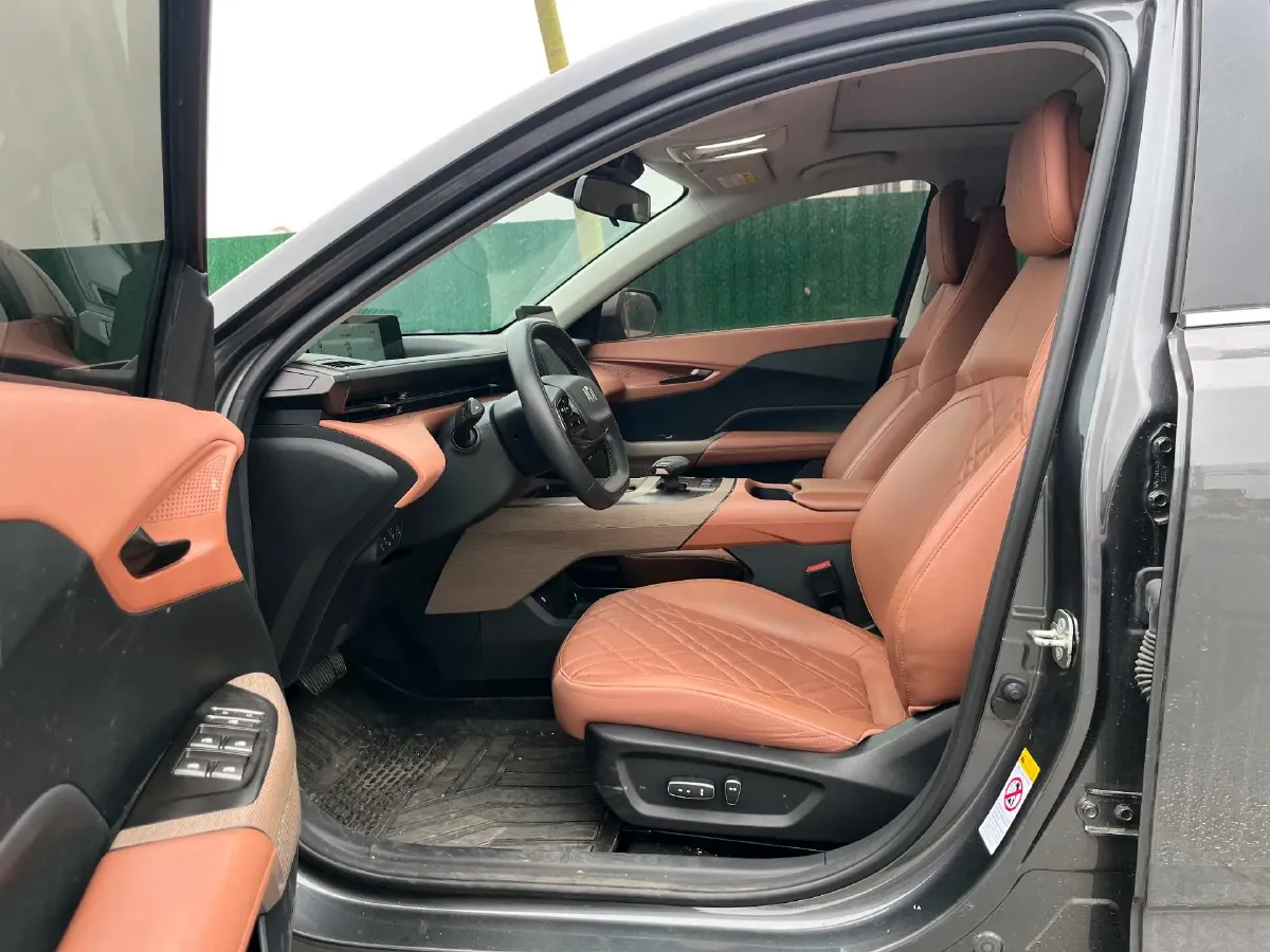 2024 ChangAn QiYuan A05 1.5L 110HP L4 E-CVT PHEV 18.99KWH,autocango,china used car exporter,china ev exporter,chinese used car exporter,chinese used ev exporter