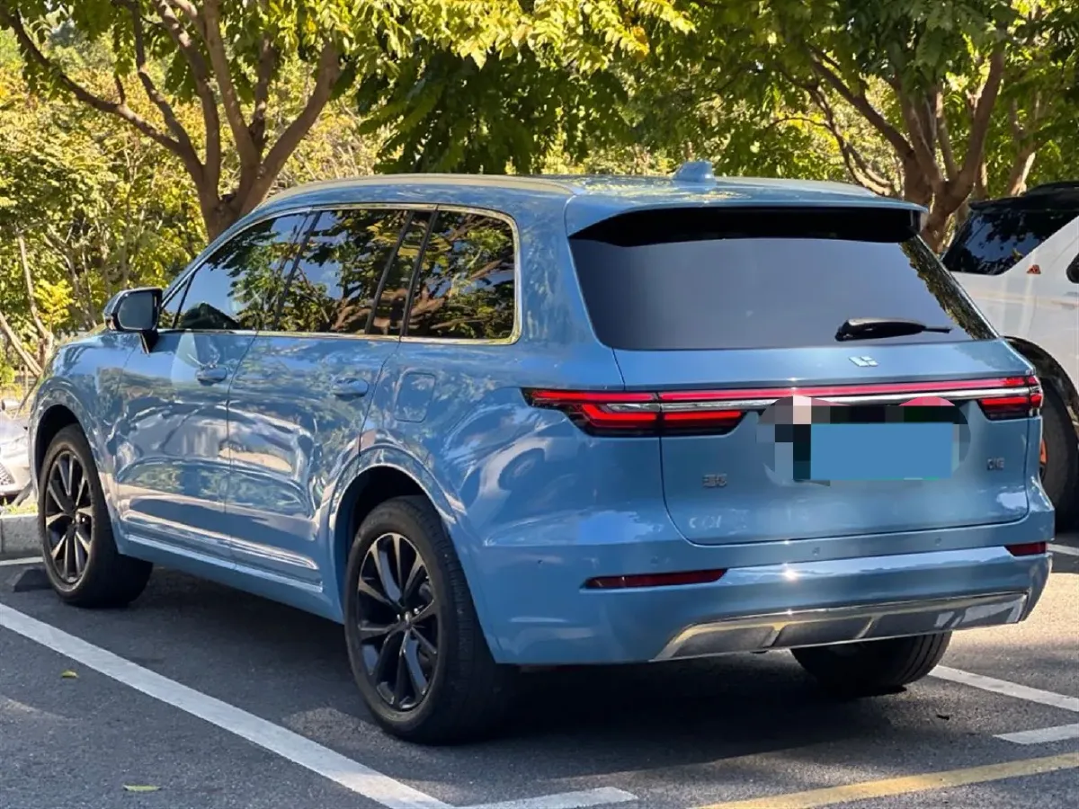 2021 Li ONE Range Extended 131HP REEV 40.5KWH,autocango,china used car exporter,china ev exporter,chinese used car exporter,chinese used ev exporter