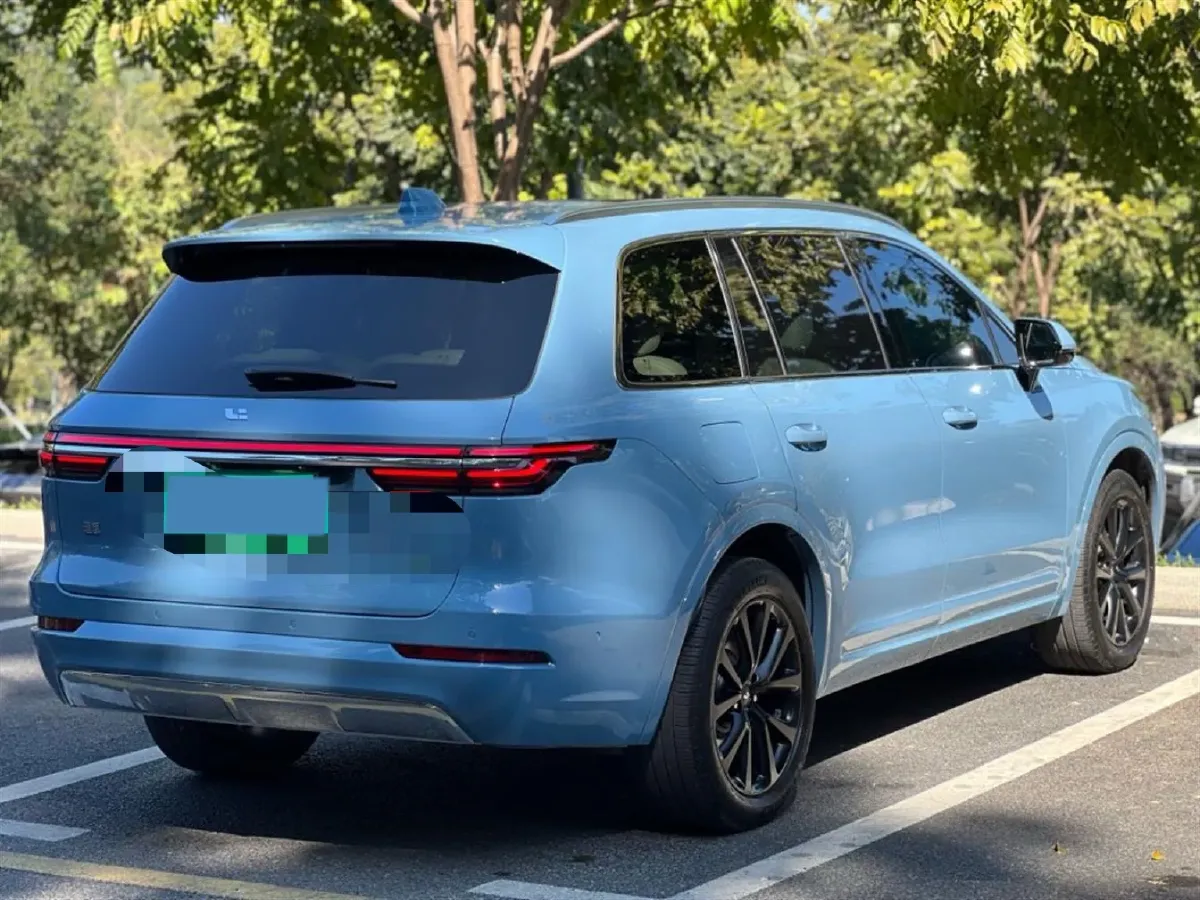 2021 Li ONE Range Extended 131HP REEV 40.5KWH,autocango,china used car exporter,china ev exporter,chinese used car exporter,chinese used ev exporter