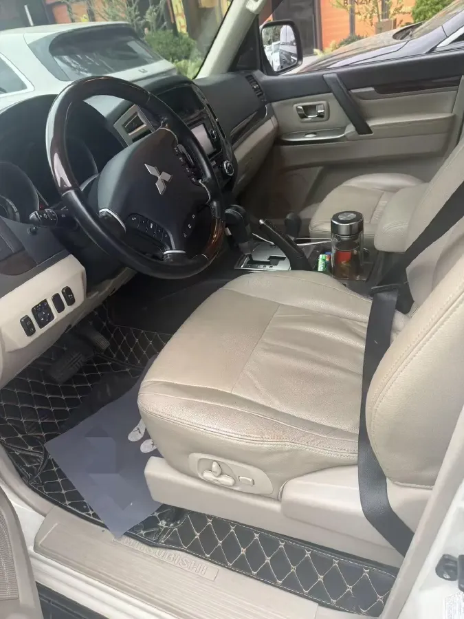 2017 Honda Jade 1.8L 141HP L4 5AT,autocango,china used car exporter,china ev exporter,chinese used car exporter,chinese used ev exporter