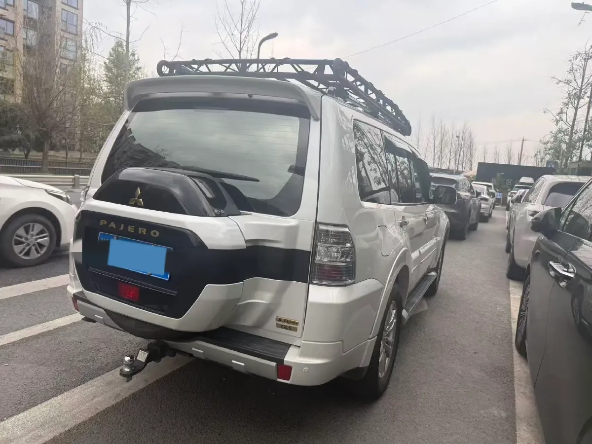 2017 Honda Jade 1.8L 141HP L4 5AT,autocango,china used car exporter,china ev exporter,chinese used car exporter,chinese used ev exporter