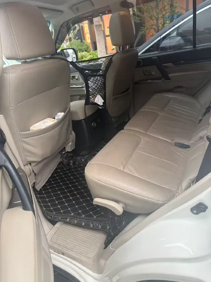 2017 Honda Jade 1.8L 141HP L4 5AT,autocango,china used car exporter,china ev exporter,chinese used car exporter,chinese used ev exporter