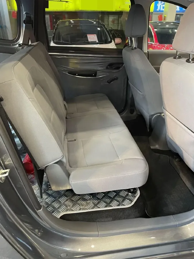 2024 WuLing HongGuang New Energy BEV 32.6KWH,autocango,china used car exporter,china ev exporter,chinese used car exporter,chinese used ev exporter