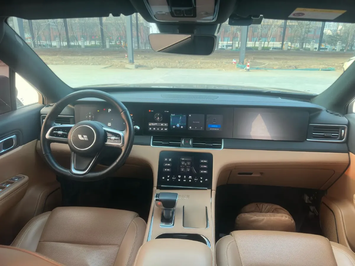 2021 Li ONE Range Extended 131HP REEV 40.5KWH,autocango,china used car exporter,china ev exporter,chinese used car exporter,chinese used ev exporter