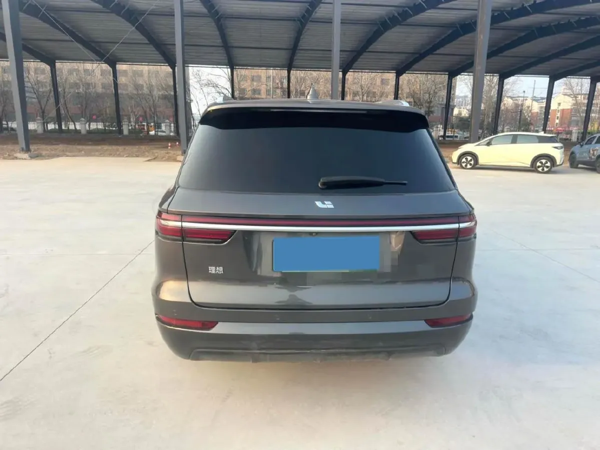 2021 Li ONE Range Extended 131HP REEV 40.5KWH,autocango,china used car exporter,china ev exporter,chinese used car exporter,chinese used ev exporter