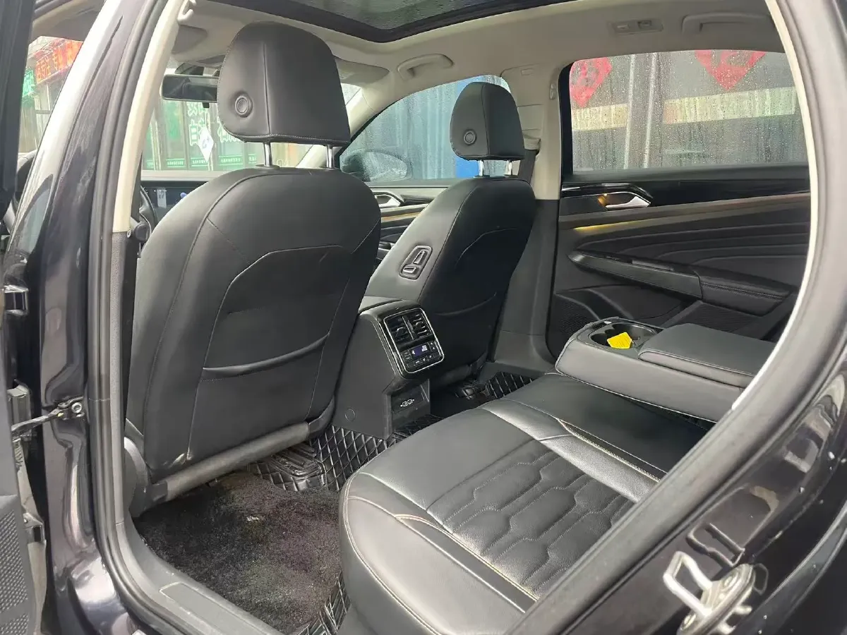 2019 Skoda Kodiak 2.0T 186HP L4 7DCT,autocango,china used car exporter,china ev exporter,chinese used car exporter,chinese used ev exporter