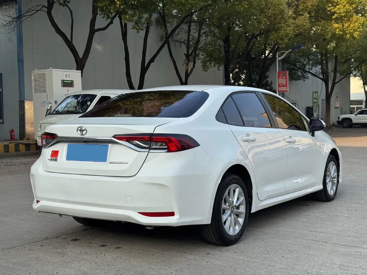 2022 Toyota Corolla 1.2T 116HP L4 CVT,autocango,china used car exporter,china ev exporter,chinese used car exporter,chinese used ev exporter