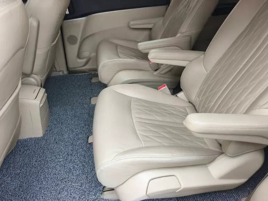 2023 Buick GL8 2.0T 237HP L4 9AT,autocango,china used car exporter,china ev exporter,chinese used car exporter,chinese used ev exporter