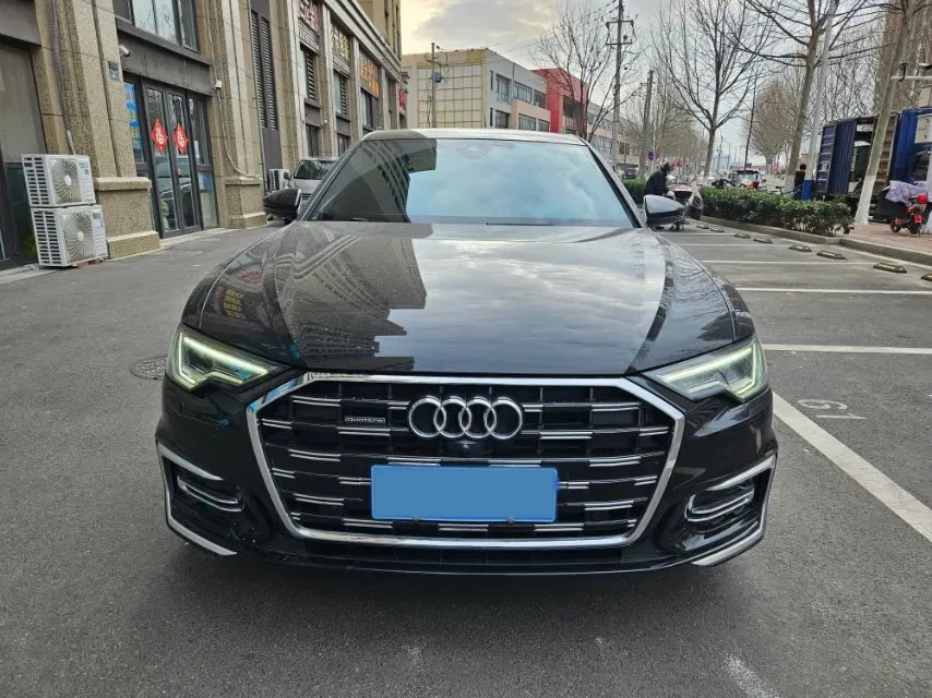 2024 Audi A6L 2.0T 245HP L4 7DCT,autocango,china used car exporter,china ev exporter,chinese used car exporter,chinese used ev exporter
