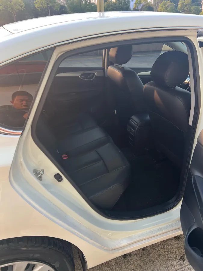 2022 Nissan Sylphy 1.6L 122HP L4 CVT,autocango,china used car exporter,china ev exporter,chinese used car exporter,chinese used ev exporter