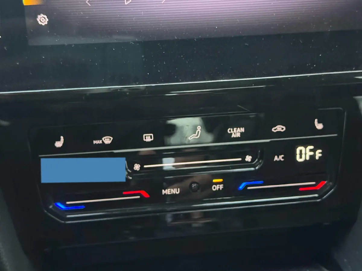 2020 Volkswagen Magotan 2.0T 220HP L4 7DCT,autocango,china used car exporter,china ev exporter,chinese used car exporter,chinese used ev exporter