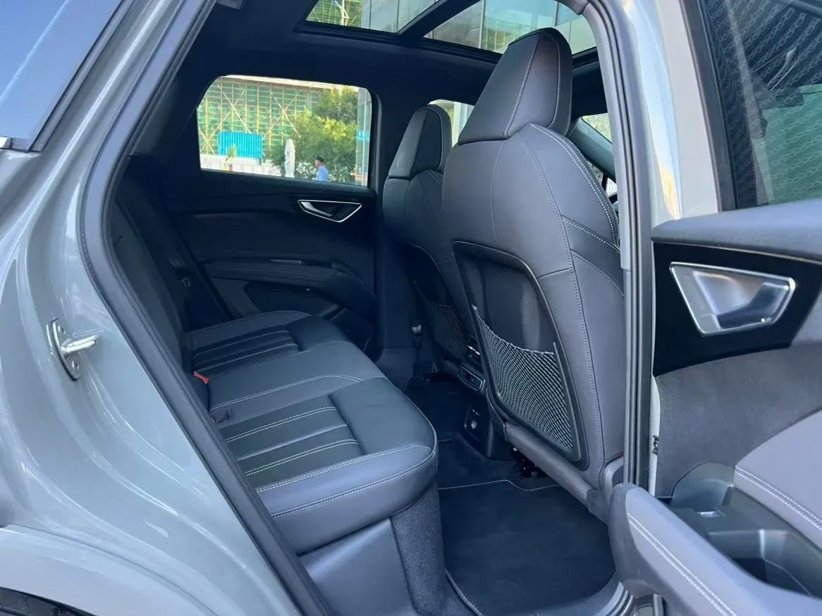 2024 Audi Q4 e-tron BEV 84.8KWH,autocango,china used car exporter,china ev exporter,chinese used car exporter,chinese used ev exporter