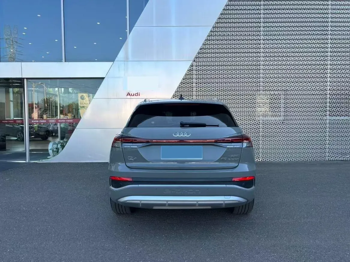 2024 Audi Q4 e-tron BEV 84.8KWH,autocango,china used car exporter,china ev exporter,chinese used car exporter,chinese used ev exporter