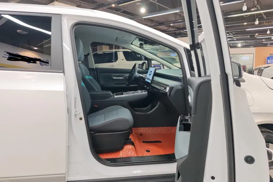 2023 GAC Trumpchi GS4 1.5T 177HP L4 6AT,autocango,china used car exporter,china ev exporter,chinese used car exporter,chinese used ev exporter