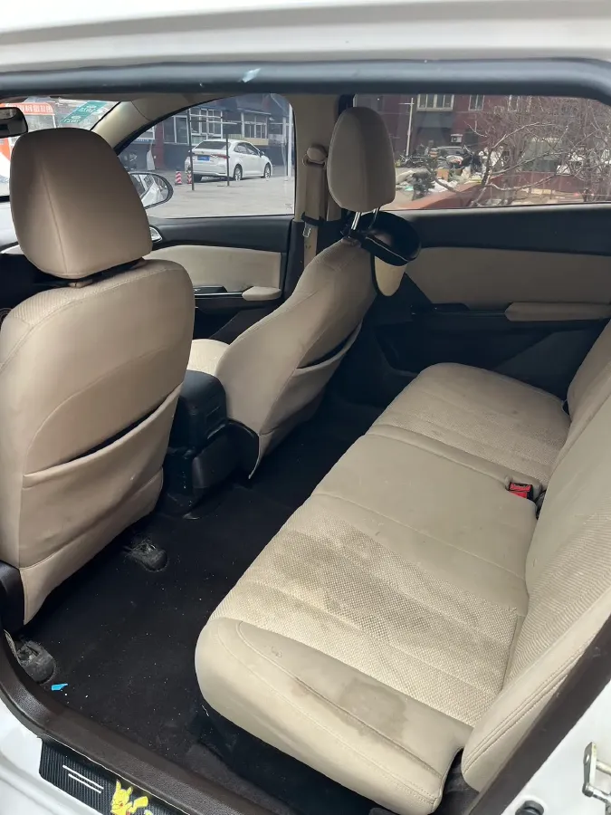 2017 BaoJun 310W 1.5L 112HP L4 6MT,autocango,china used car exporter,china ev exporter,chinese used car exporter,chinese used ev exporter