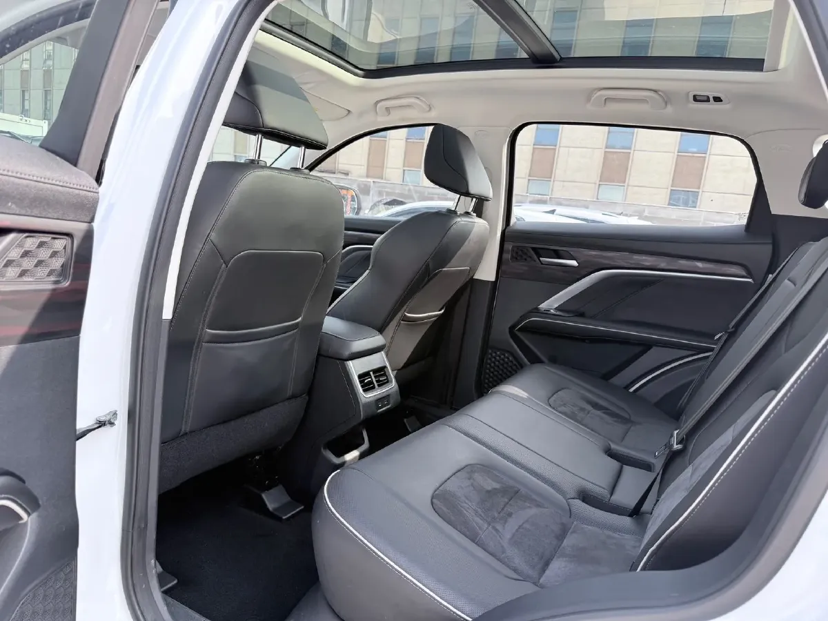 2023 Haval H6 1.5T 150HP L4 7DCT,autocango,china used car exporter,china ev exporter,chinese used car exporter,chinese used ev exporter