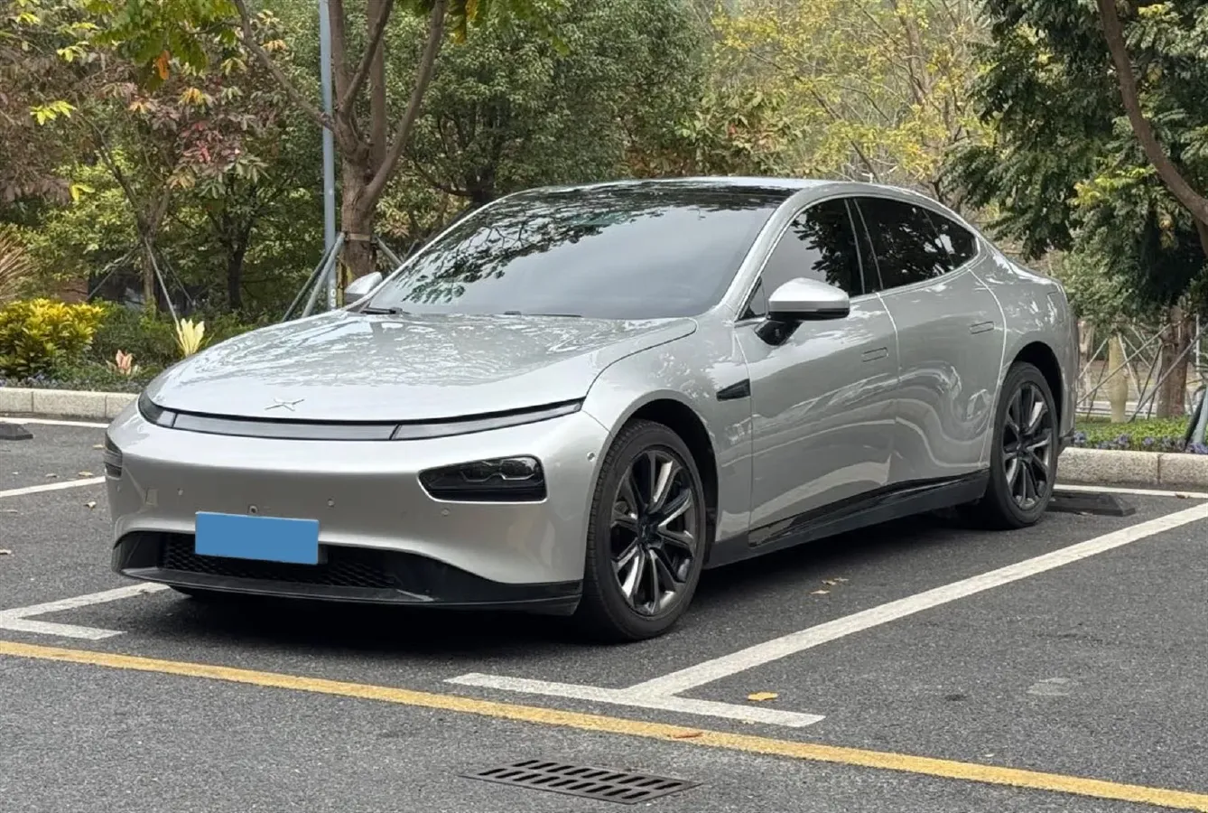 2020 DS 7 1.6T 215HP L4 8AT,autocango,china used car exporter,china ev exporter,chinese used car exporter,chinese used ev exporter