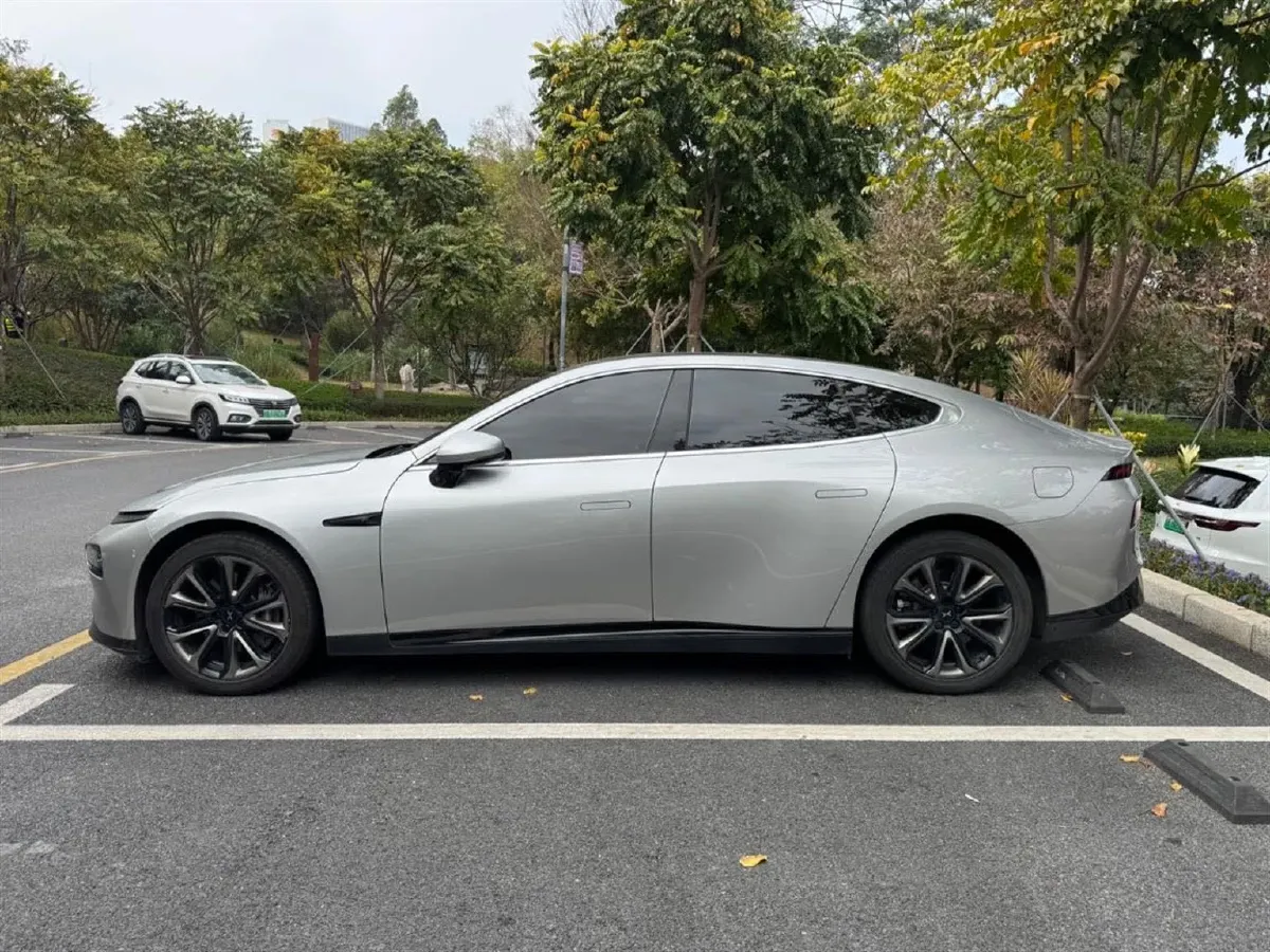 2020 DS 7 1.6T 215HP L4 8AT,autocango,china used car exporter,china ev exporter,chinese used car exporter,chinese used ev exporter