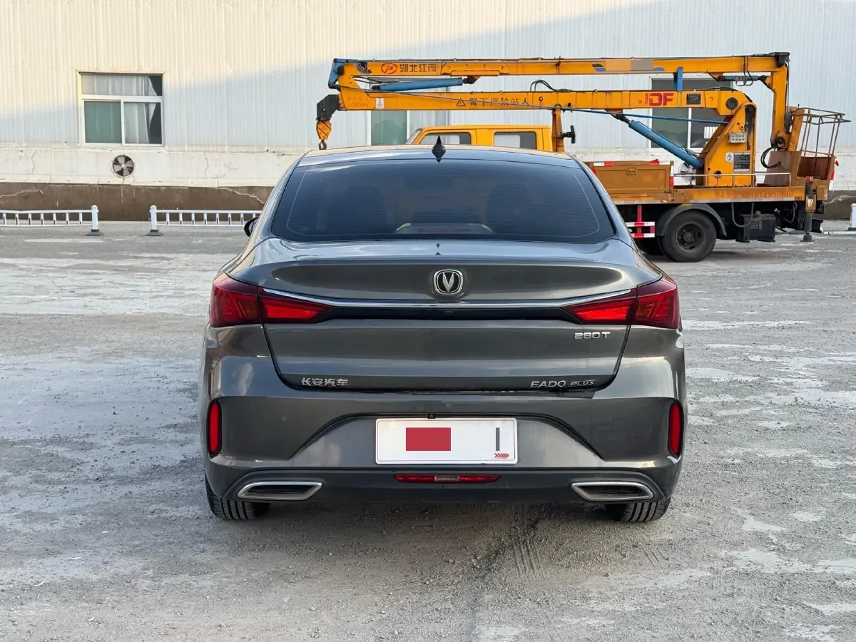 2020 ChangAn Eado 1.4T 158HP L4 7DCT,autocango,china used car exporter,china ev exporter,chinese used car exporter,chinese used ev exporter