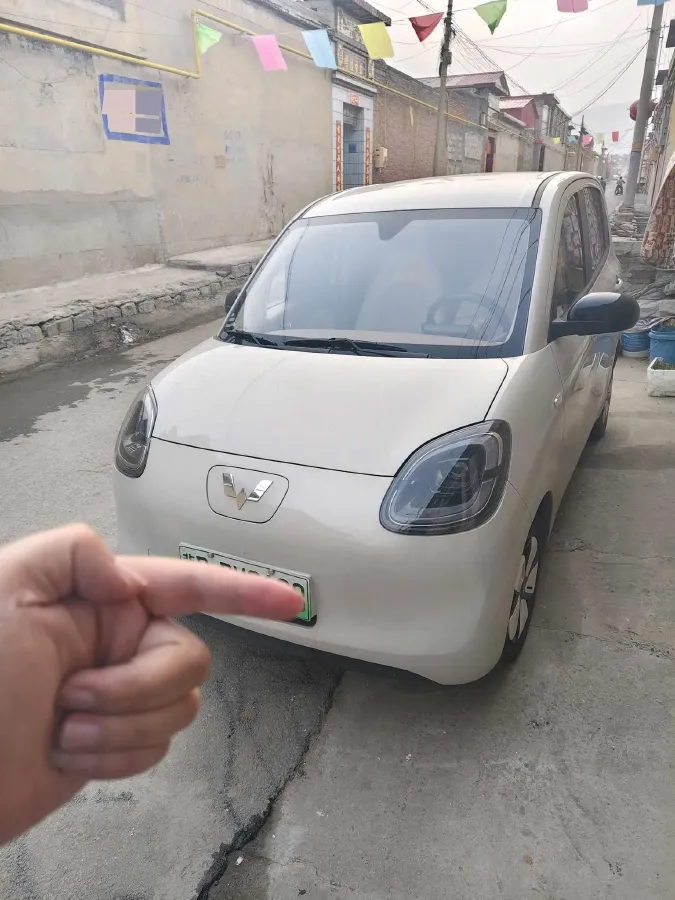 2025 WuLing HongGuang MINI EV BEV 16.2KWH,autocango,china used car exporter,china ev exporter,chinese used car exporter,chinese used ev exporter