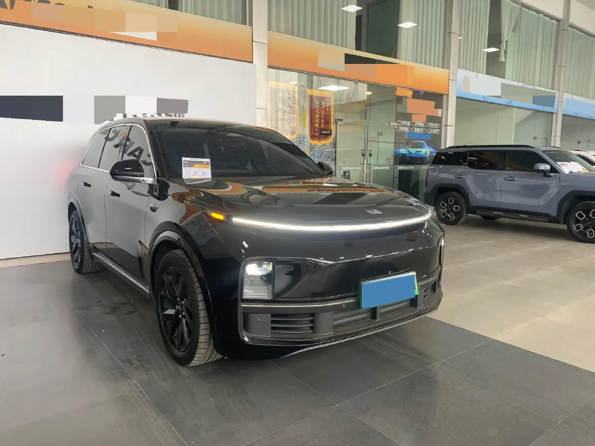 2023 Li L8 Range Extended 154HP REEV 40.9KWH,autocango,china used car exporter,china ev exporter,chinese used car exporter,chinese used ev exporter