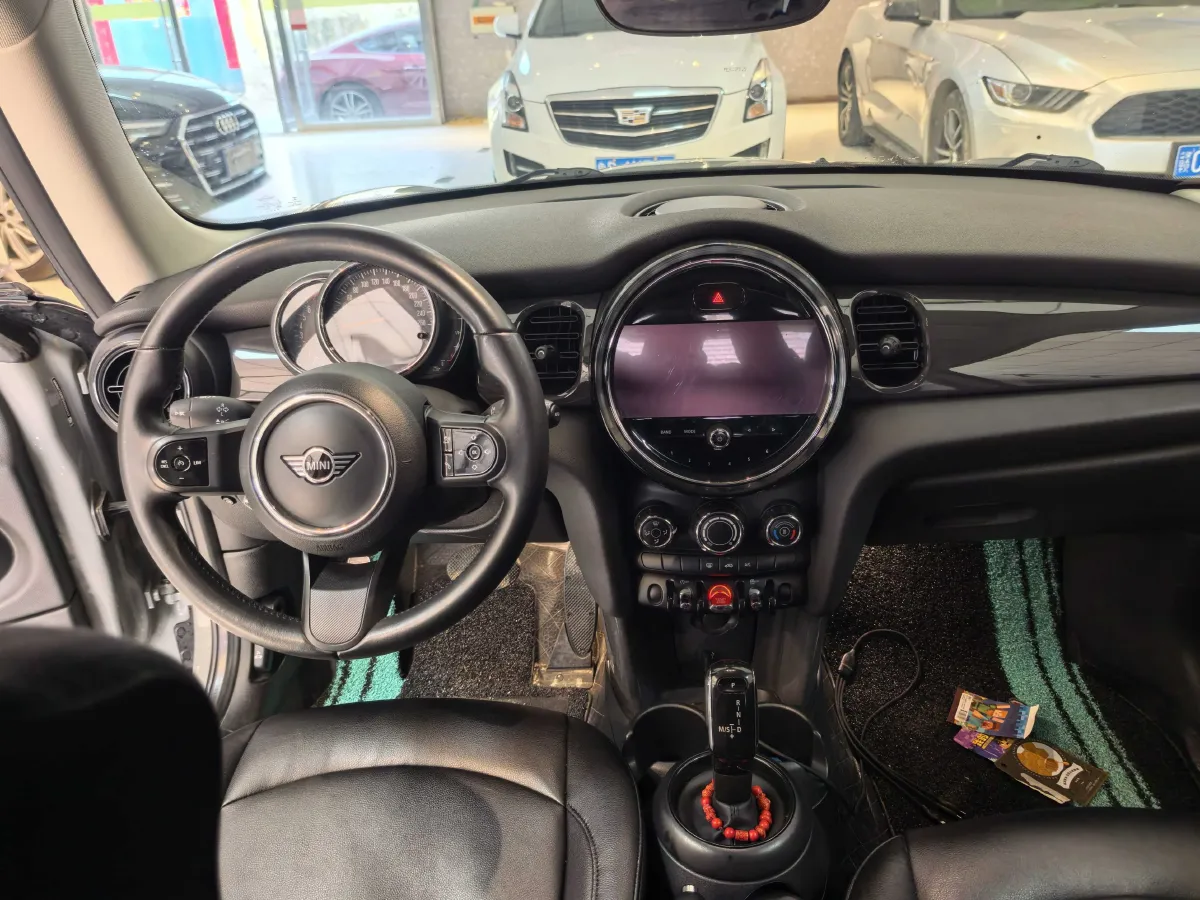 2022 MINI MINI 1.5T 102HP L3 7DCT,autocango,china used car exporter,china ev exporter,chinese used car exporter,chinese used ev exporter