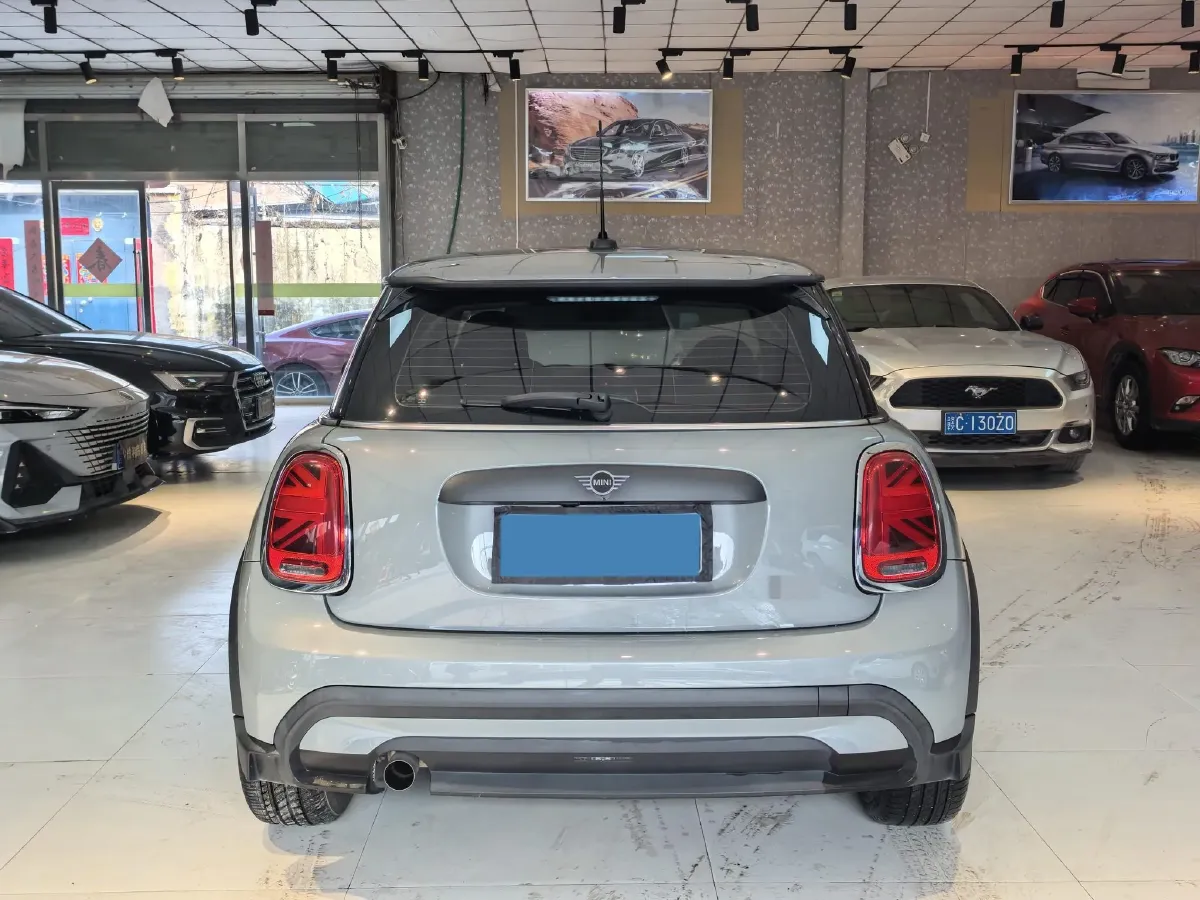 2022 MINI MINI 1.5T 102HP L3 7DCT,autocango,china used car exporter,china ev exporter,chinese used car exporter,chinese used ev exporter