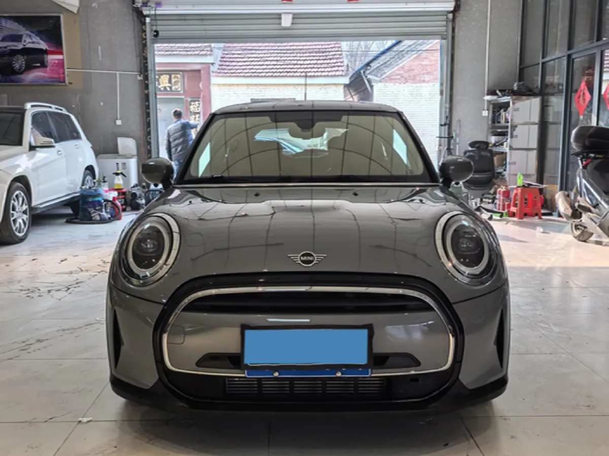 2022 MINI MINI 1.5T 102HP L3 7DCT,autocango,china used car exporter,china ev exporter,chinese used car exporter,chinese used ev exporter