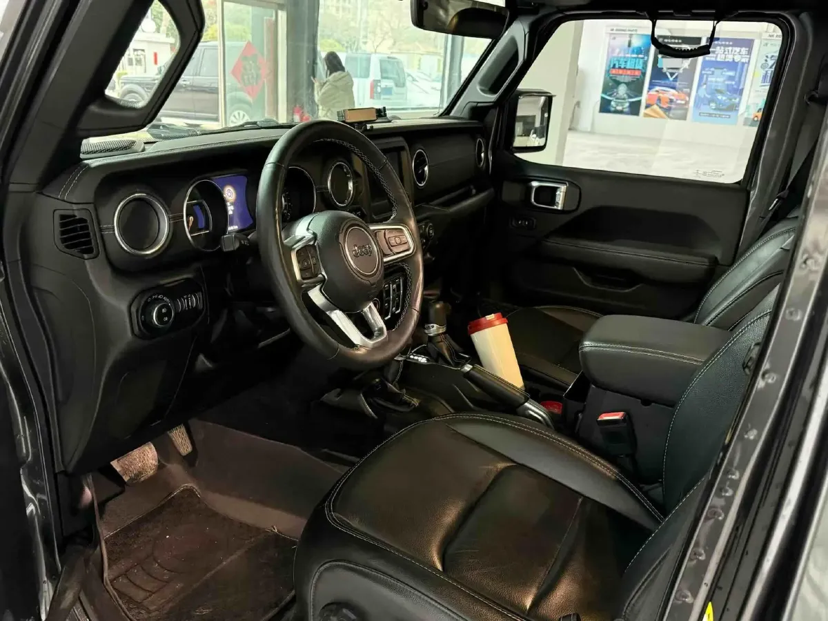 2019 Jeep Wrangler 2.0T 266HP L4 8AT,autocango,china used car exporter,china ev exporter,chinese used car exporter,chinese used ev exporter