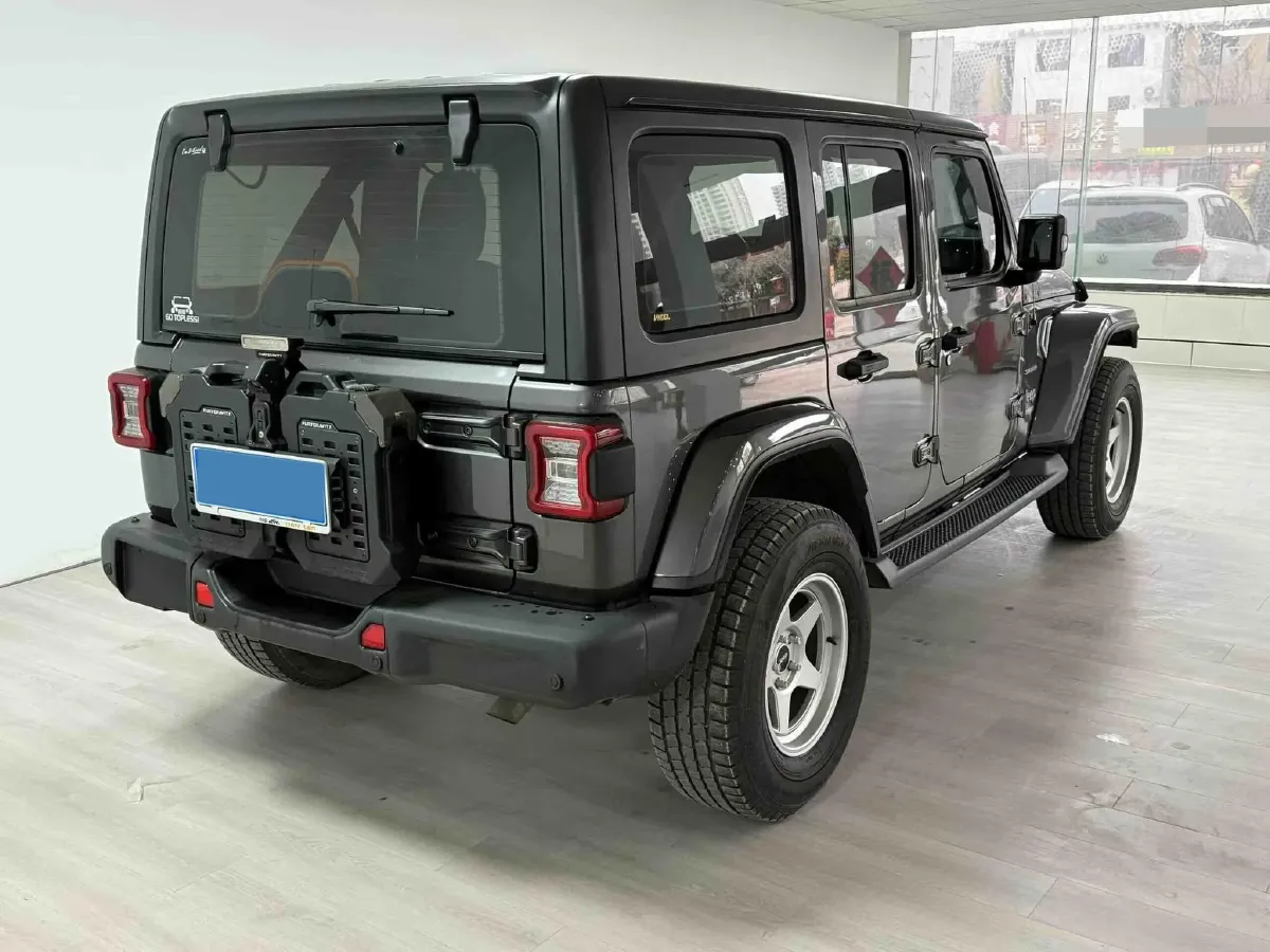 2019 Jeep Wrangler 2.0T 266HP L4 8AT,autocango,china used car exporter,china ev exporter,chinese used car exporter,chinese used ev exporter