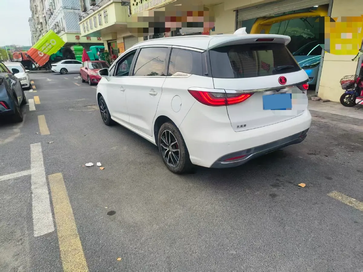 2017 BYD Song MAX 1.5T 154HP L4 6DCT,autocango,china used car exporter,china ev exporter,chinese used car exporter,chinese used ev exporter
