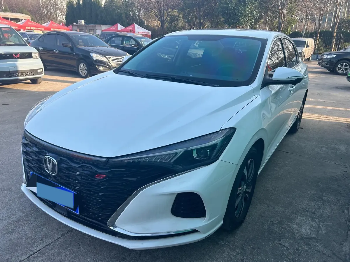 2022 ChangAn Eado 1.4T 160HP L4 7DCT,autocango,china used car exporter,china ev exporter,chinese used car exporter,chinese used ev exporter