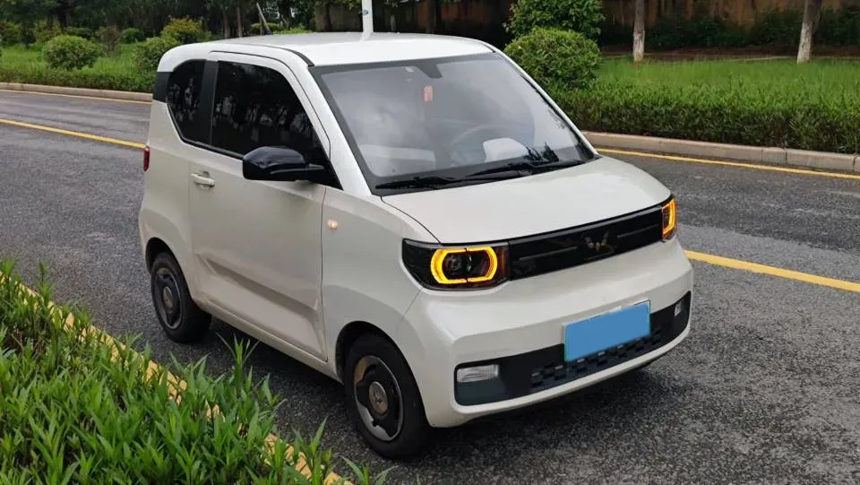 2020 WuLing HongGuang MINI EV BEV 13.8KWH,autocango,china used car exporter,china ev exporter,chinese used car exporter,chinese used ev exporter