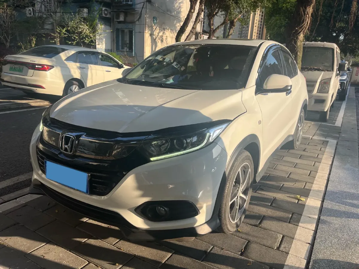 2022 Honda Vezel 1.5L 131HP L4 CVT,autocango,china used car exporter,china ev exporter,chinese used car exporter,chinese used ev exporter