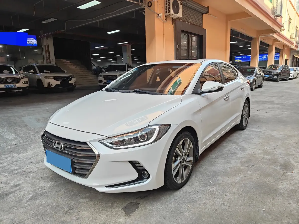2016 Hyundai Elantra 1.6L 130HP L4 6AT,autocango,china used car exporter,china ev exporter,chinese used car exporter,chinese used ev exporter