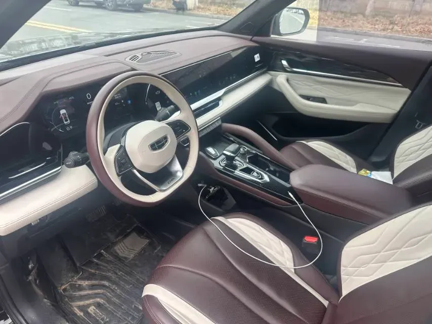 2021 Geely Monjaro 2.0T 218HP L4 7DCT,autocango,china used car exporter,china ev exporter,chinese used car exporter,chinese used ev exporter