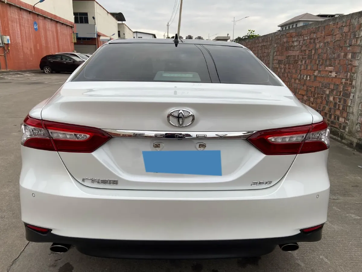 2021 Toyota Camry 2.5L 209HP L4 8AT,autocango,china used car exporter,china ev exporter,chinese used car exporter,chinese used ev exporter