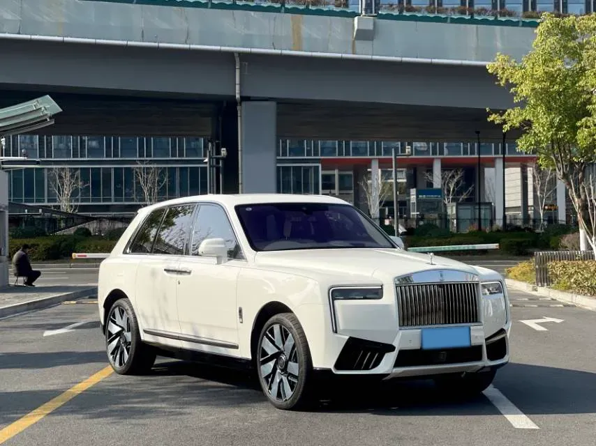 2024 Rolls-Royce Cullinan 6.7T 600HP V12 8AT,autocango,china used car exporter,china ev exporter,chinese used car exporter,chinese used ev exporter