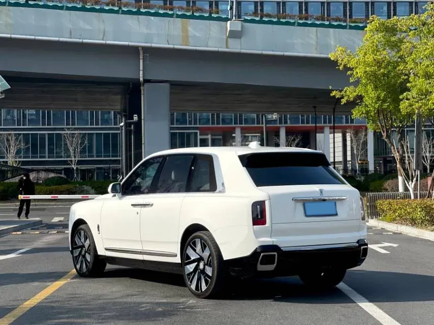 2024 Rolls-Royce Cullinan 6.7T 600HP V12 8AT,autocango,china used car exporter,china ev exporter,chinese used car exporter,chinese used ev exporter