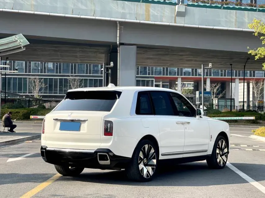 2024 Rolls-Royce Cullinan 6.7T 600HP V12 8AT,autocango,china used car exporter,china ev exporter,chinese used car exporter,chinese used ev exporter