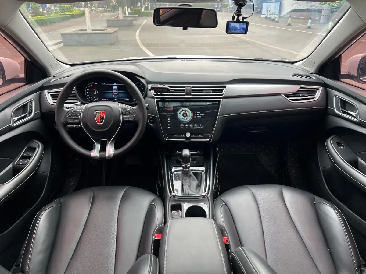 2020 Roewe i5 1.5L 120HP L4 CVT,autocango,china used car exporter,china ev exporter,chinese used car exporter,chinese used ev exporter