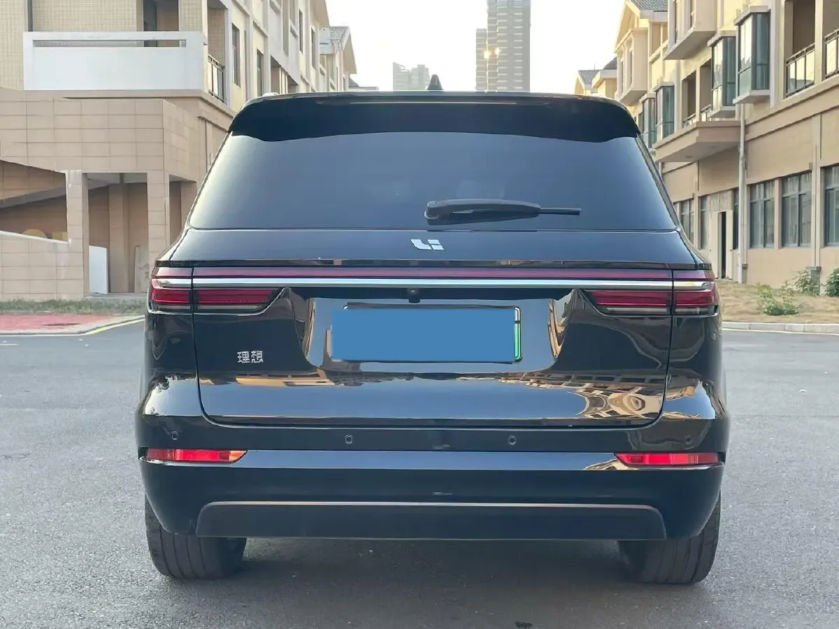 2021 Li ONE Range Extended 131HP REEV 40.5KWH,autocango,china used car exporter,china ev exporter,chinese used car exporter,chinese used ev exporter