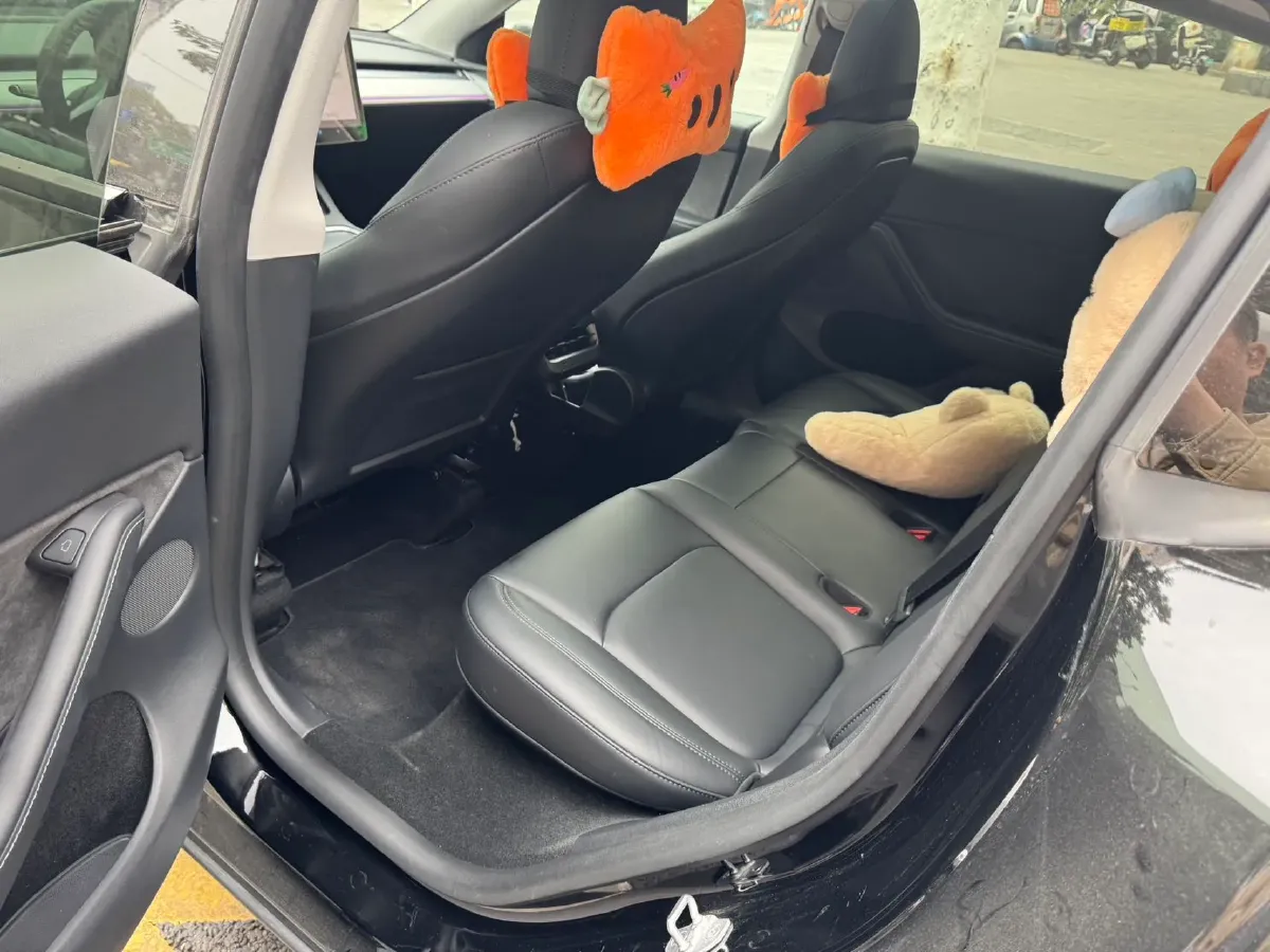 2021 Tesla Model Y BEV 60KWH,autocango,china used car exporter,china ev exporter,chinese used car exporter,chinese used ev exporter