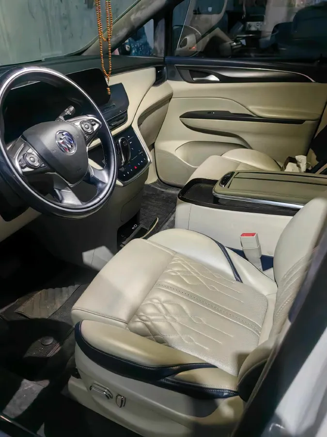 2021 Buick GL8 2.0T 237HP L4 9AT,autocango,china used car exporter,china ev exporter,chinese used car exporter,chinese used ev exporter