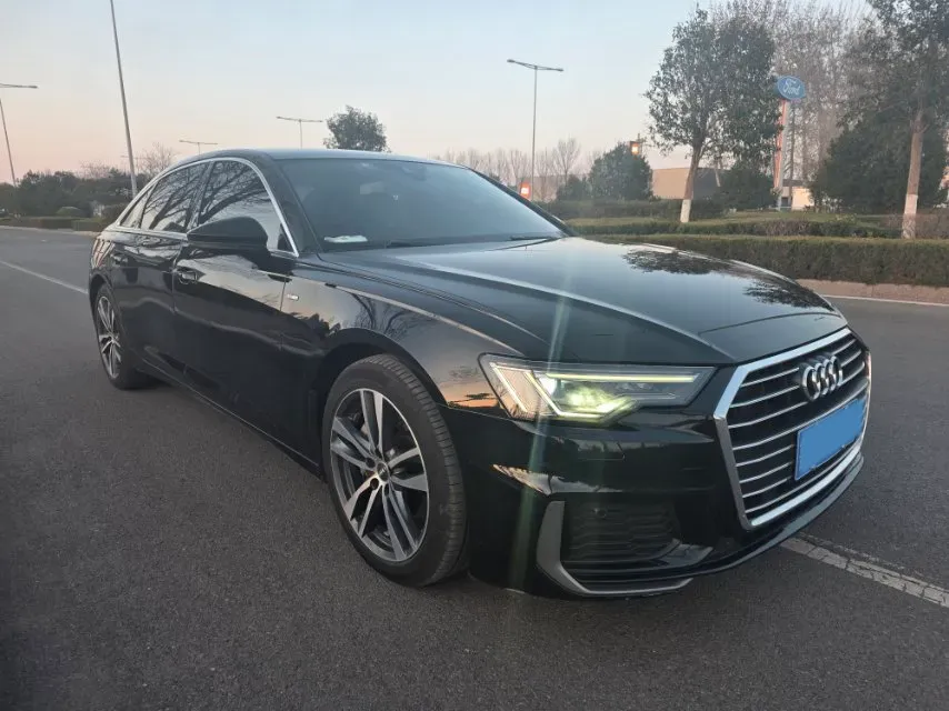 2020 Audi A6L 2.0T 190HP L4 7DCT,autocango,china used car exporter,china ev exporter,chinese used car exporter,chinese used ev exporter