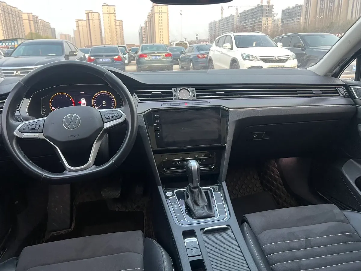 2020 Volkswagen Magotan 2.0T 186HP L4 7DCT,autocango,china used car exporter,china ev exporter,chinese used car exporter,chinese used ev exporter